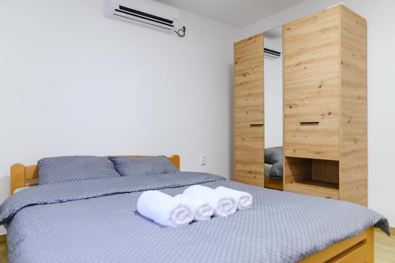 Apartman Dina سوكو بانيا المظهر الخارجي الصورة