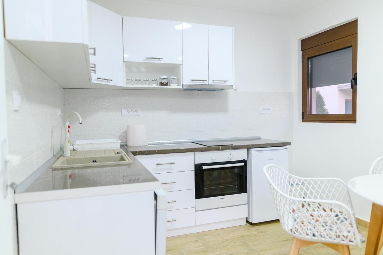Apartman Dina سوكو بانيا المظهر الخارجي الصورة