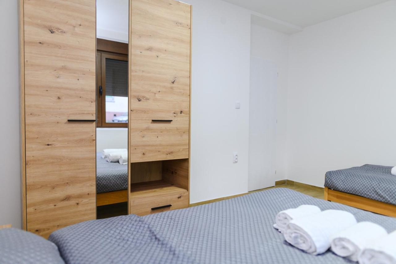 Apartman Dina سوكو بانيا المظهر الخارجي الصورة