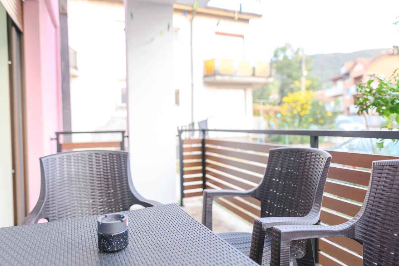 Apartman Dina سوكو بانيا المظهر الخارجي الصورة