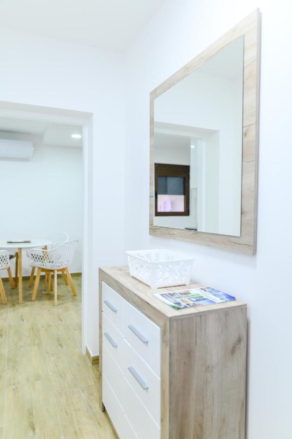 Apartman Dina سوكو بانيا المظهر الخارجي الصورة